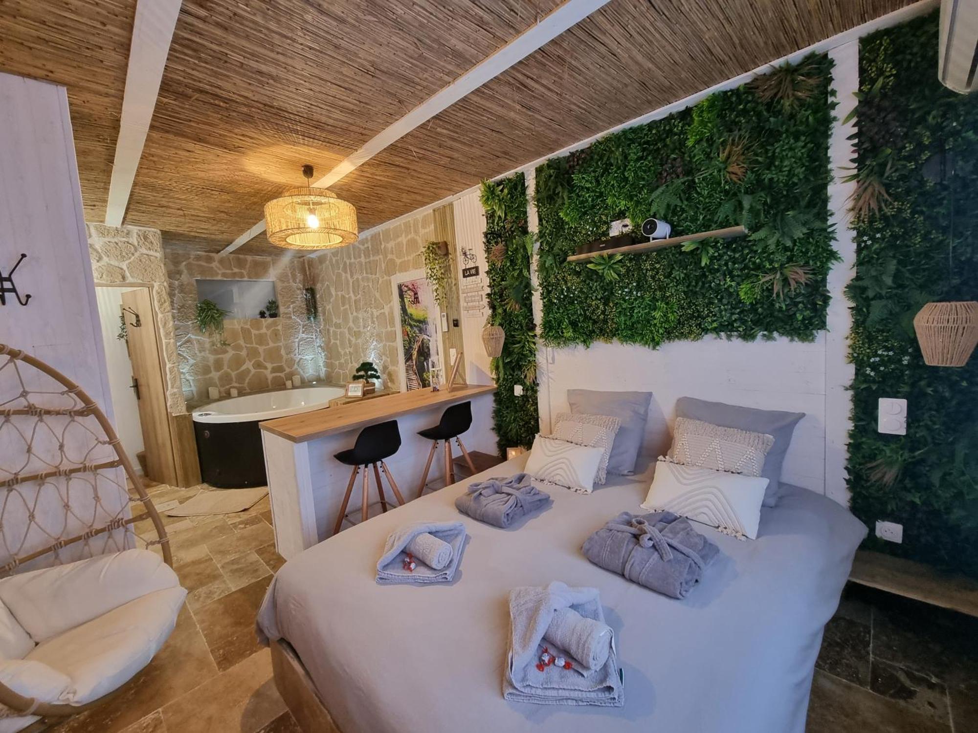 Les Spas De La Mer, Suite & Spa, Love Room, Plein Coeur Du Grau Le Grau-du-Roi Exteriör bild